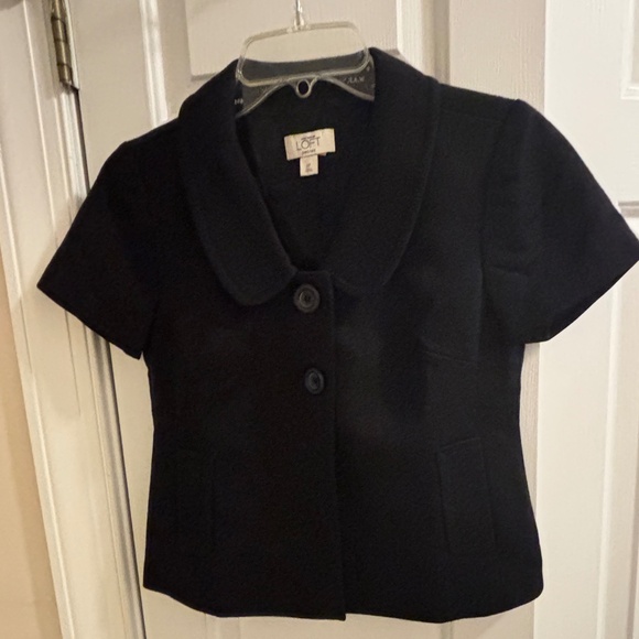 LOFT Jackets & Blazers - NWOT Ann Taylor Loft Petite Black S/S Short Jacket w/Side Pockets Size 0P